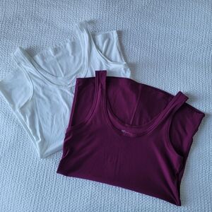 2 tank tops